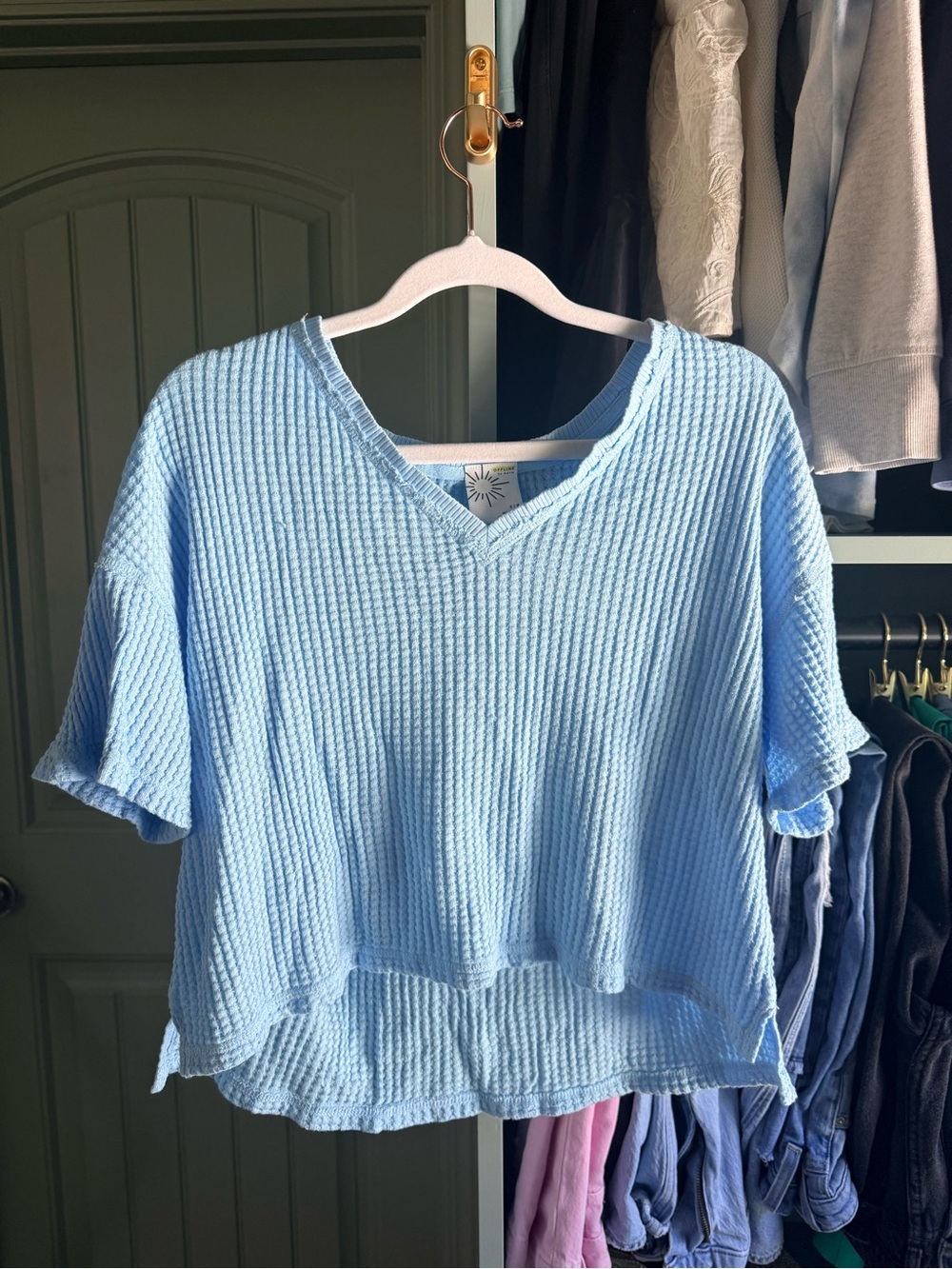 OFFLINE By Aerie Wow! Waffle V Neck Cropped Relaxed Short Sleeve T-Shirt